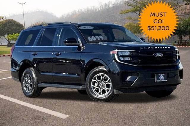 Used 2025 Ford Expedition Active