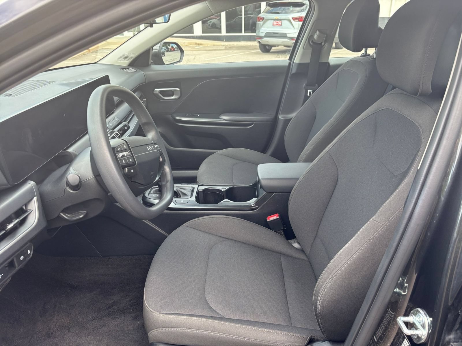 Used 2026 Kia K4 FWD image 25