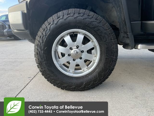 Used 2013 Toyota FJ Cruiser 4WD w/ Convenience Pkg image 26