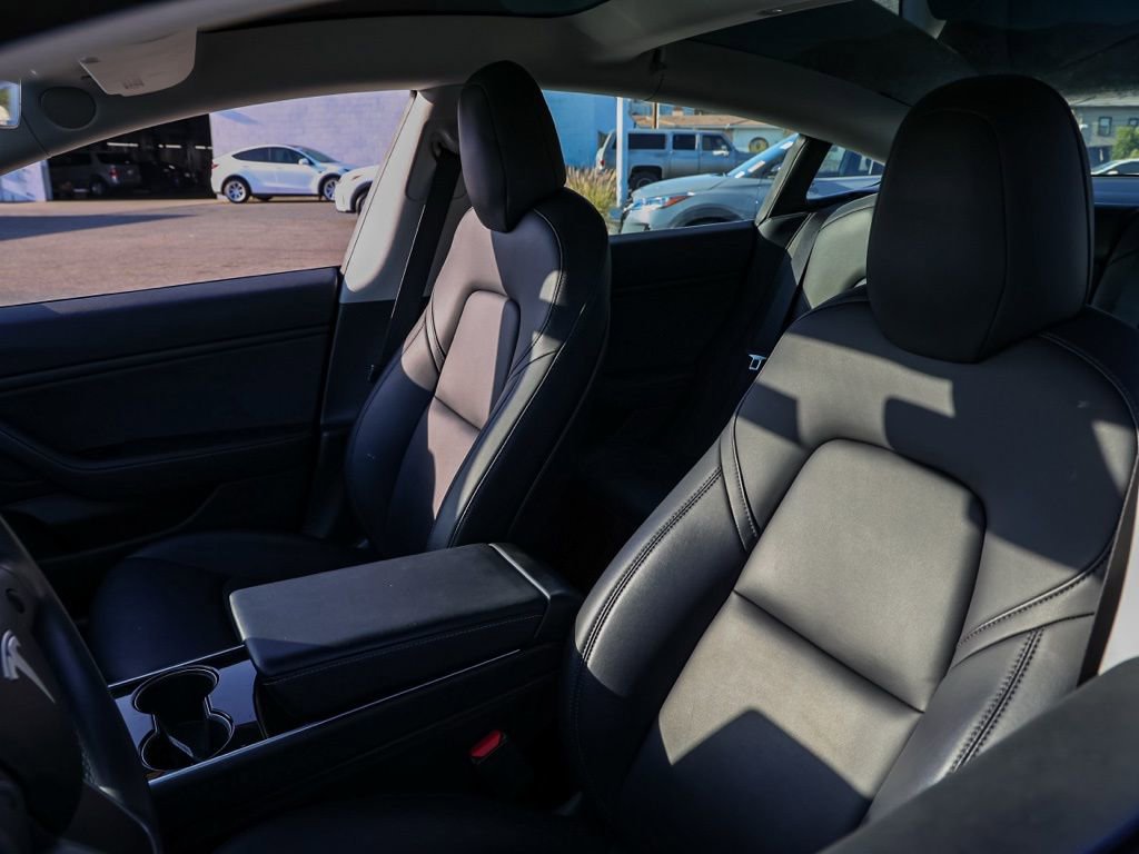 Used 2018 Tesla Model 3 Mid Range image 15