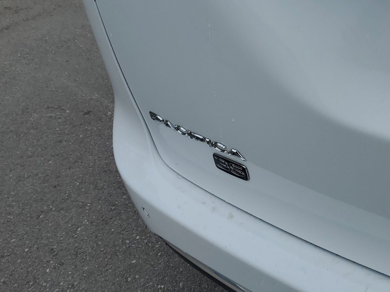 Used 2020 Chrysler Pacifica Limited FWD image 6