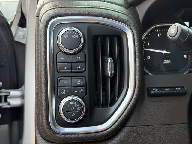Used 2022 GMC Sierra 2500 Denali w/ Technology Package AWD/4WD image 11