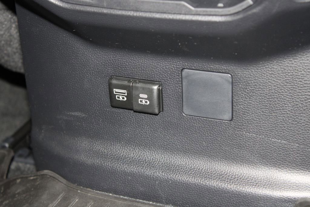 Used 2024 Toyota Tundra SR5 w/ SR5 Convenience Package image 32