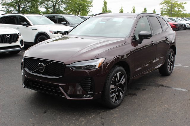 New 2026 Volvo XC60 B5 Plus w/ Protection Package Premier image 7