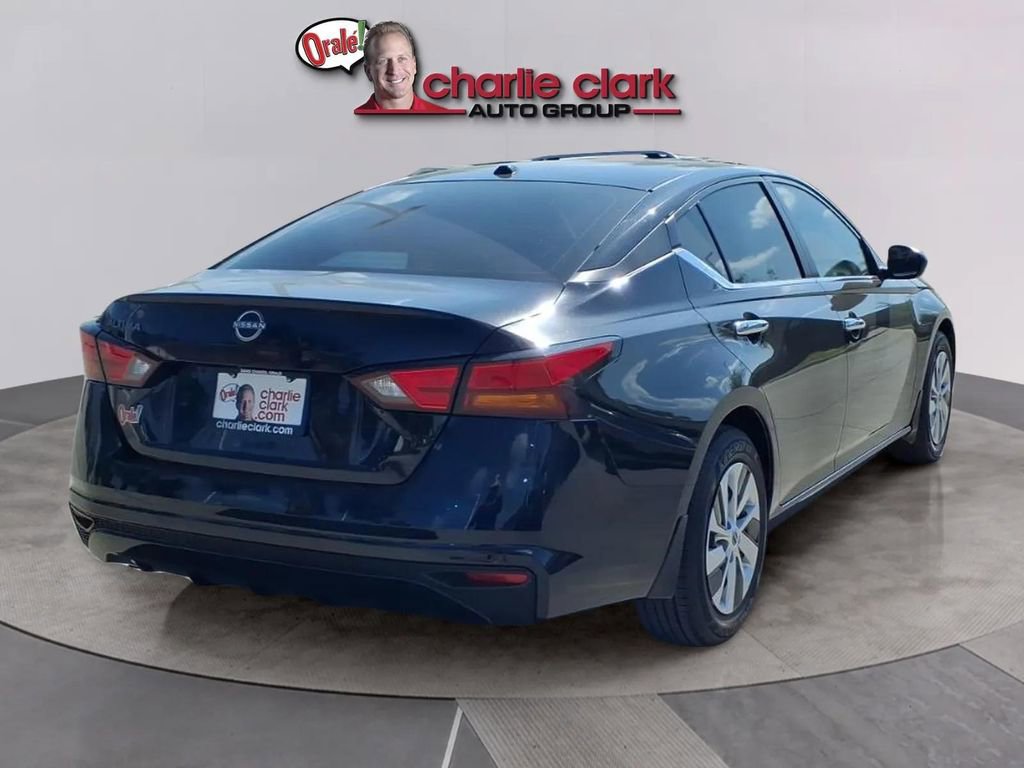 Used 2025 Nissan Altima 2.5 S FWD image 5