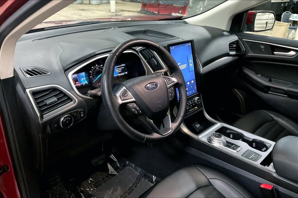 Certified 2021 Ford Edge SEL w/ Convenience Package image 13