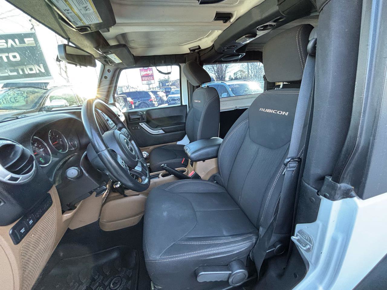 Used 2014 Jeep Wrangler Rubicon w/ Power Convenience Group AWD/4WD image 8