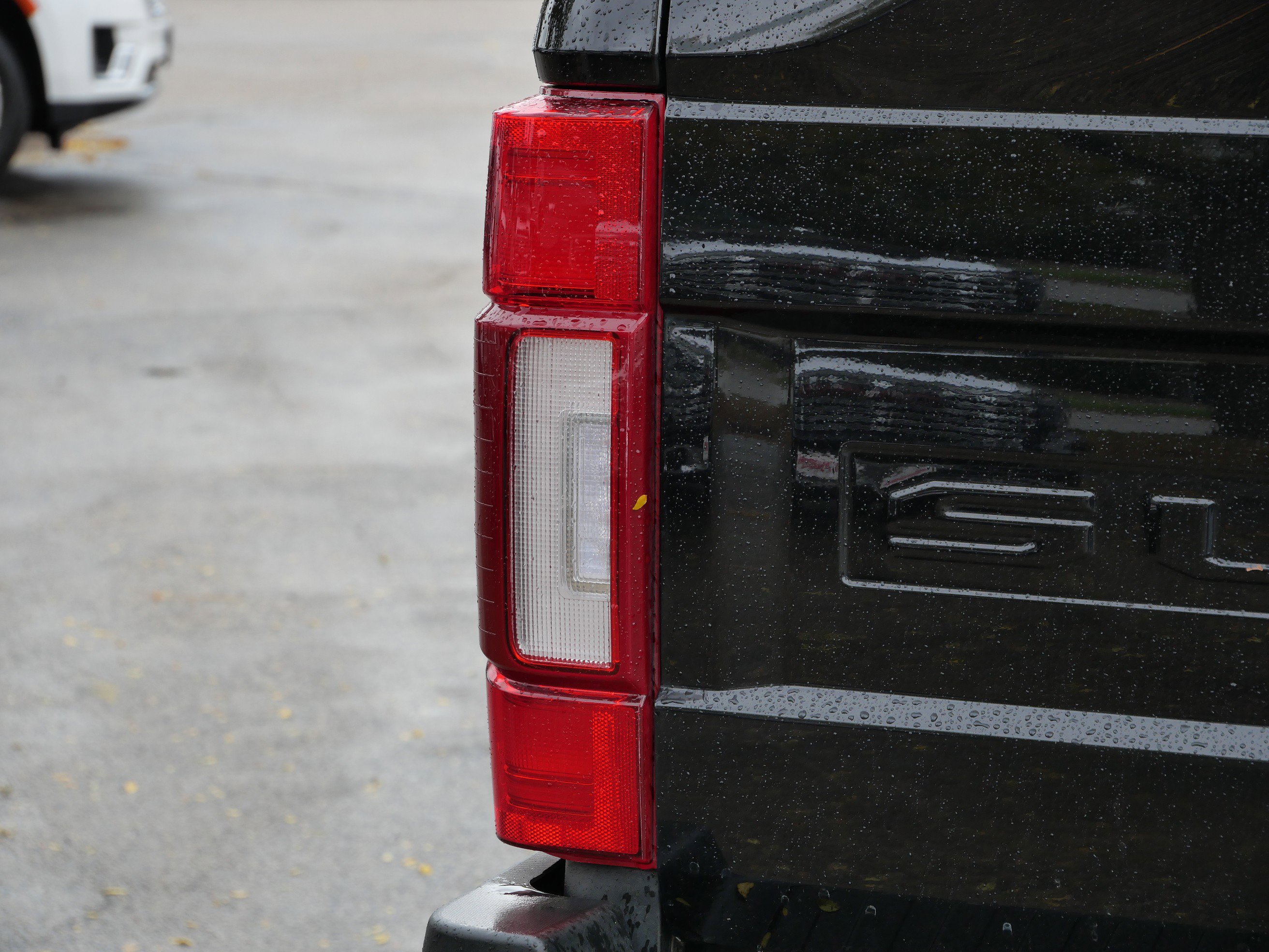 Used 2020 Ford F350 Lariat w/ Lariat Ultimate Package image 8