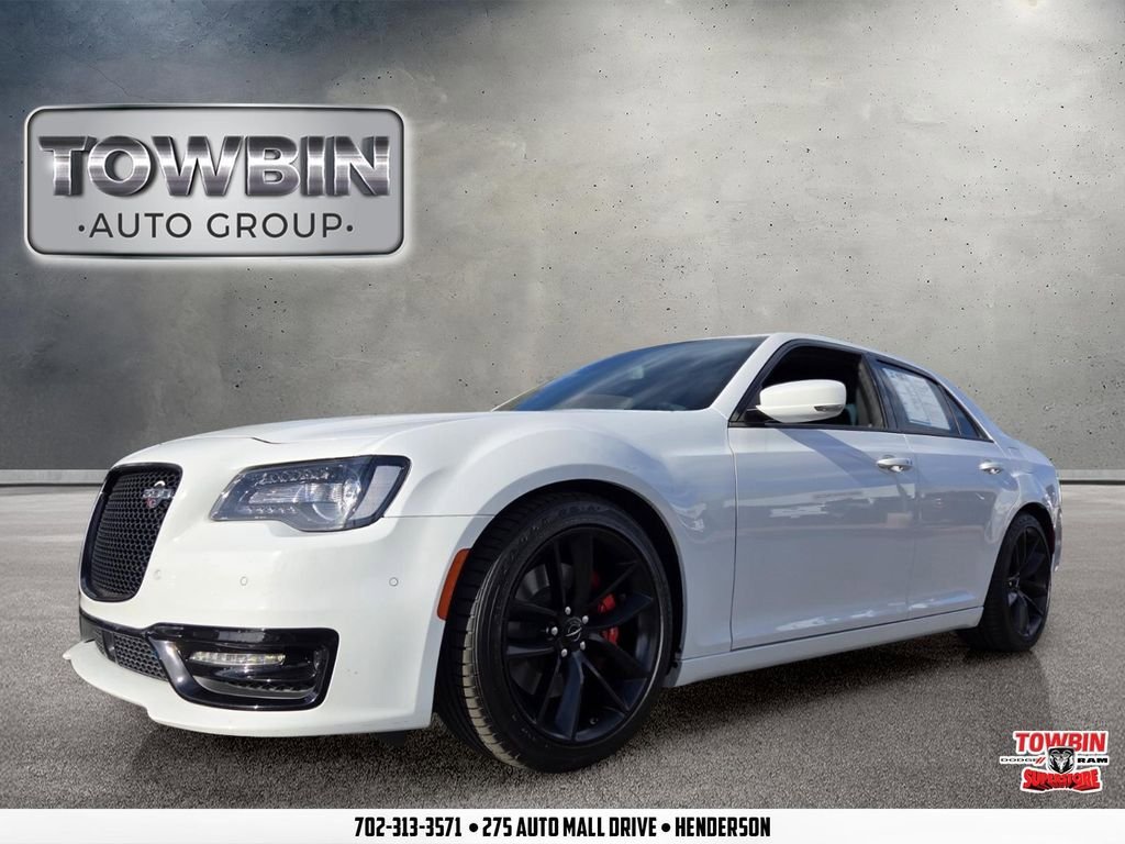 Used 2023 Chrysler 300 C