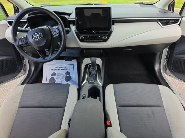 Used 2026 Toyota Corolla LE FWD image 10
