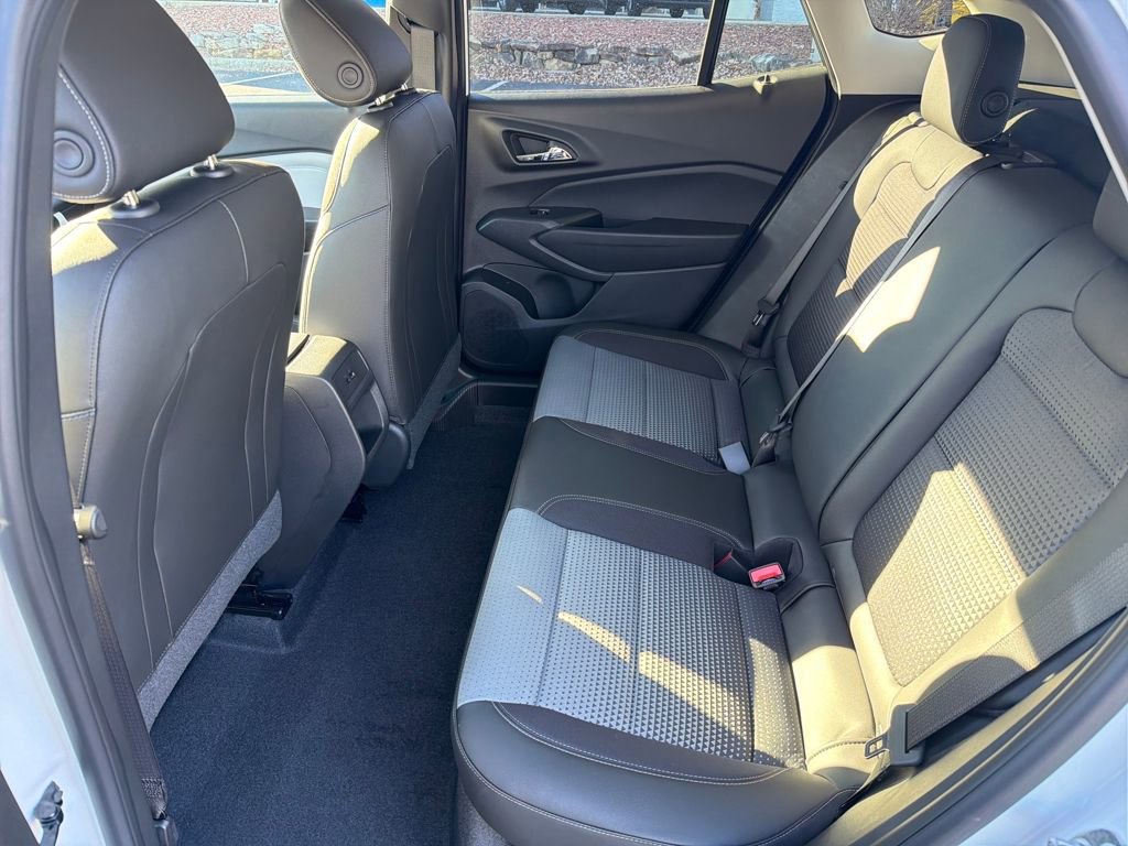 New 2025 Chevrolet Trax LT w/ LT Convenience Package image 13