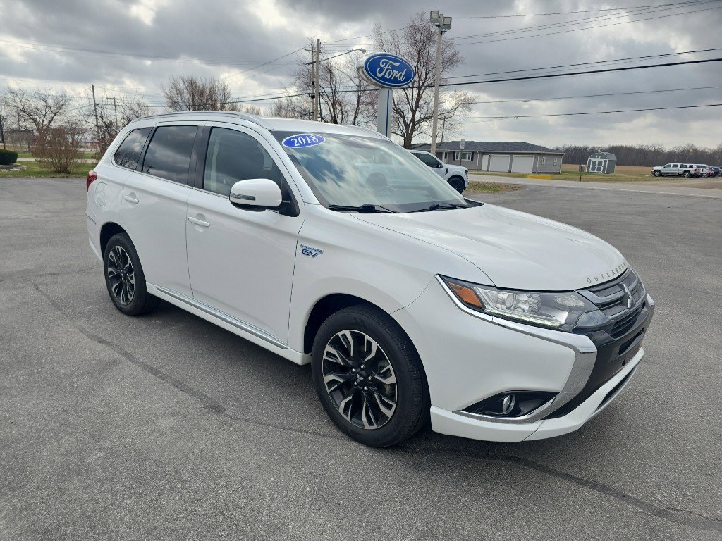 Used 2018 Mitsubishi Outlander SEL image 4