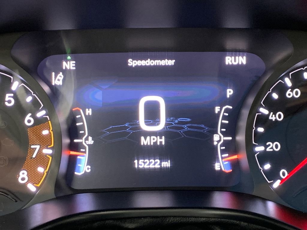 Used 2025 Jeep Compass Latitude w/ Sun & Sound Group image 29