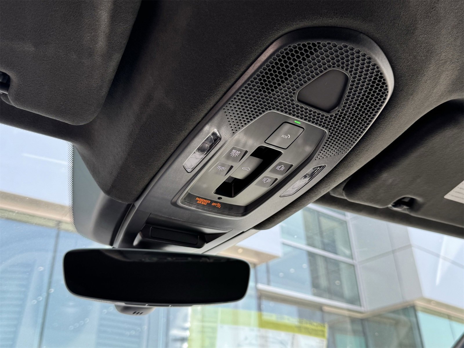 New 2025 Porsche Cayenne Turbo image 23