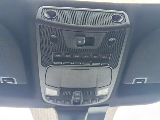 Used 2021 Ford F250 Platinum w/ FX4 Off-Road Package AWD/4WD image 24