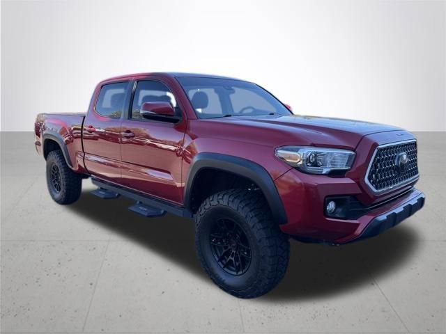 Used 2019 Toyota Tacoma TRD Off-Road w/ Technology Package image 4