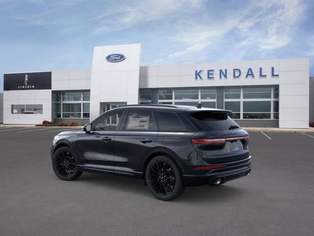 Used 2025 Lincoln Corsair Reserve w/ Equipment Group 202A image 4