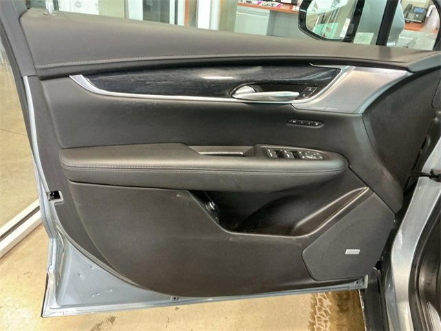 Certified 2023 Cadillac XT5 Premium Luxury w/ LPO, Floor Liner Package image 16