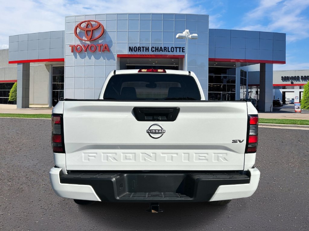 Used 2024 Nissan Frontier SV RWD image 7