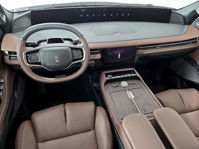 New 2026 Lincoln Navigator Reserve image 11