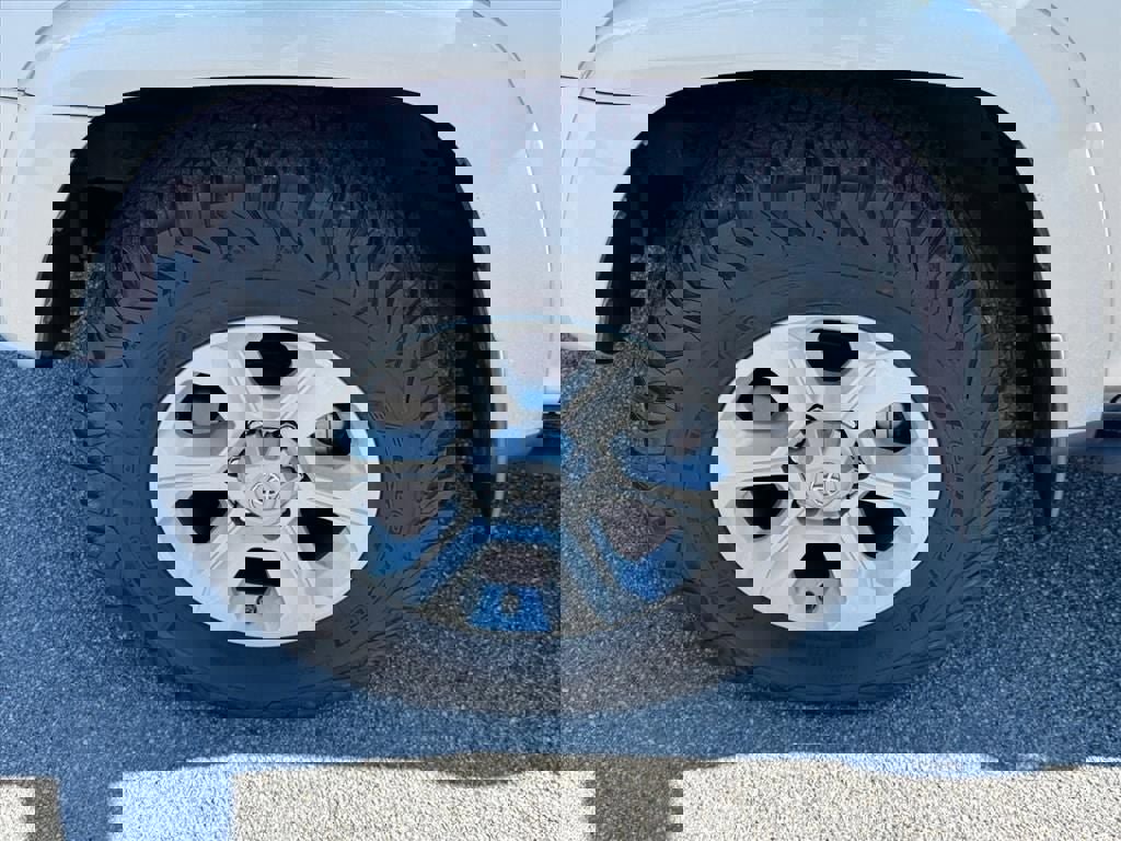 Used 2016 Toyota 4Runner SR5 image 13