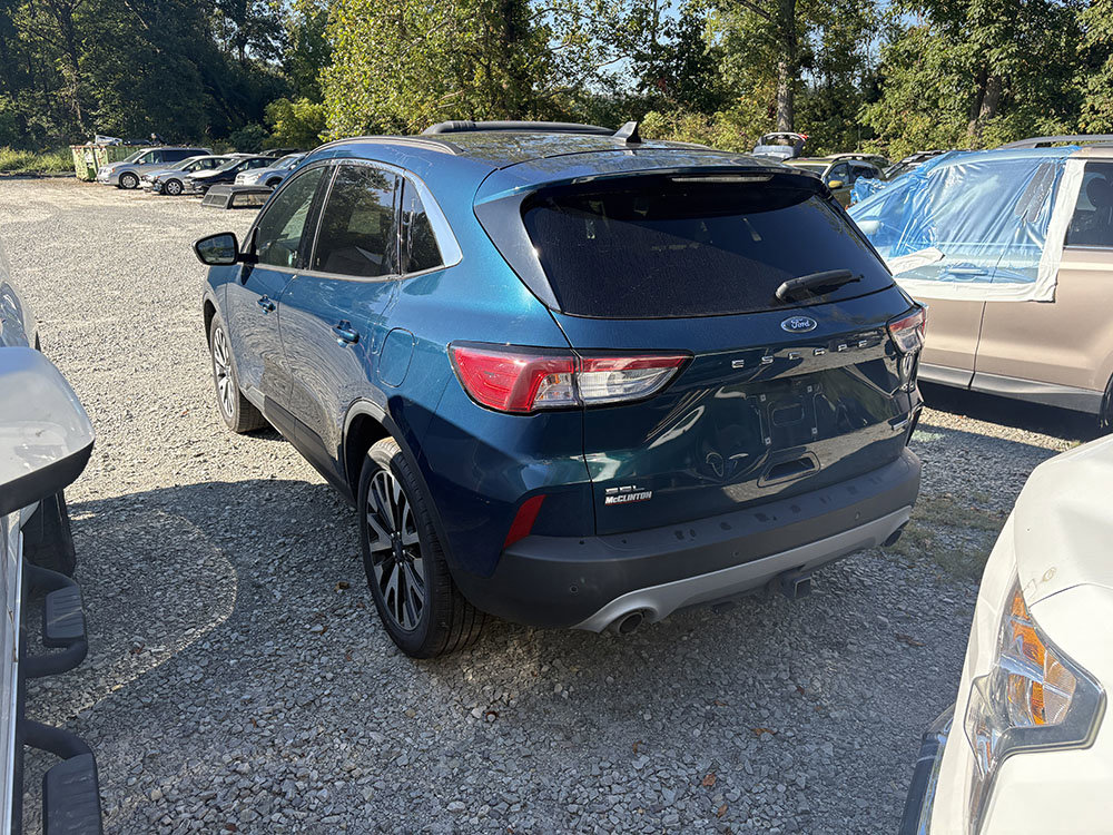 Used 2020 Ford Escape SEL image 3