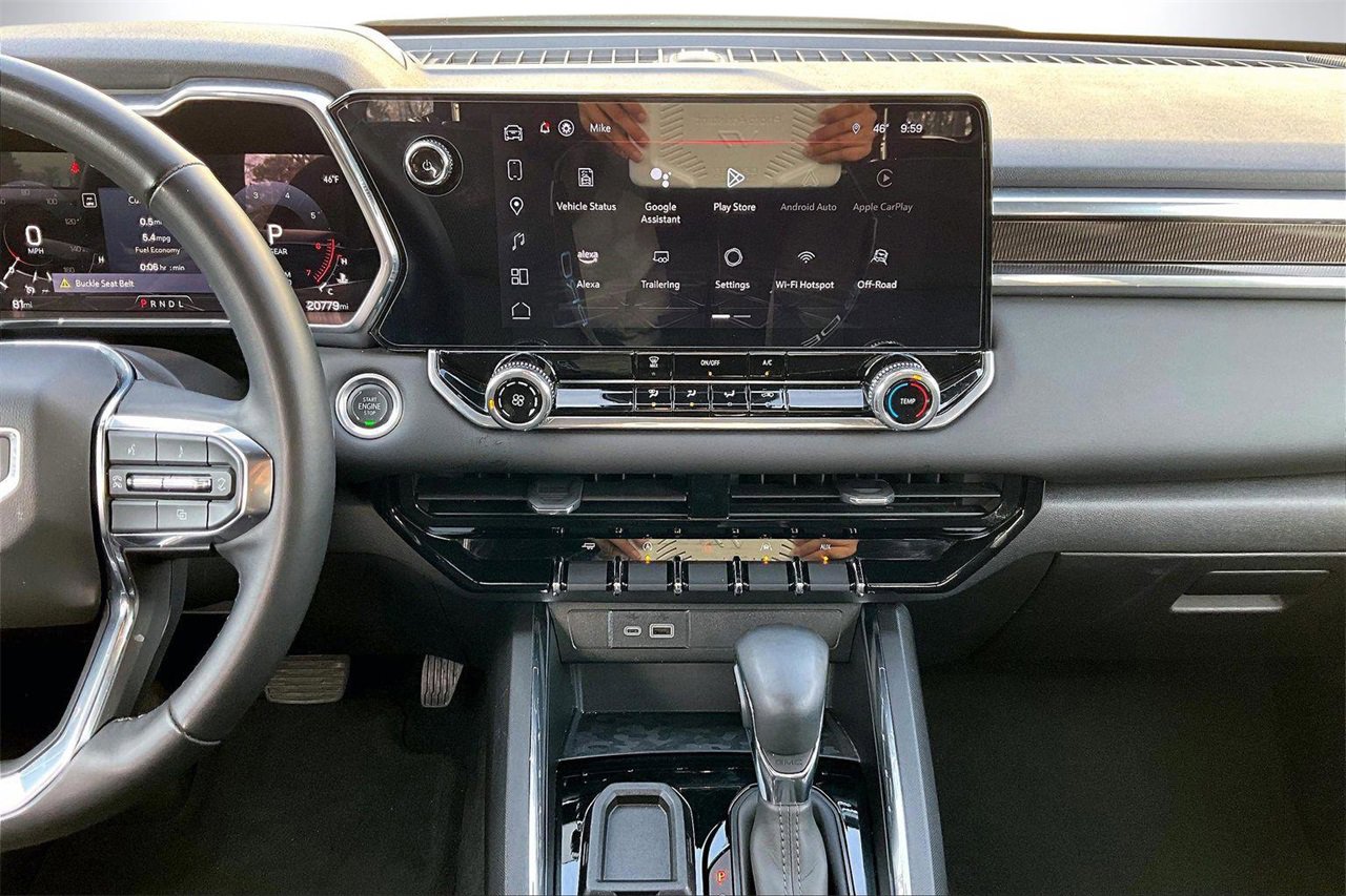 Used 2024 GMC Canyon Elevation w/ Trailering Package image 12