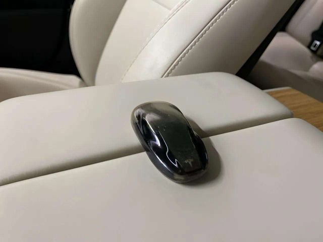 Used 2018 Tesla Model S 75D image 14