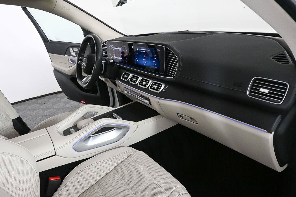Certified 2024 Mercedes-Benz GLS 450 4MATIC image 24