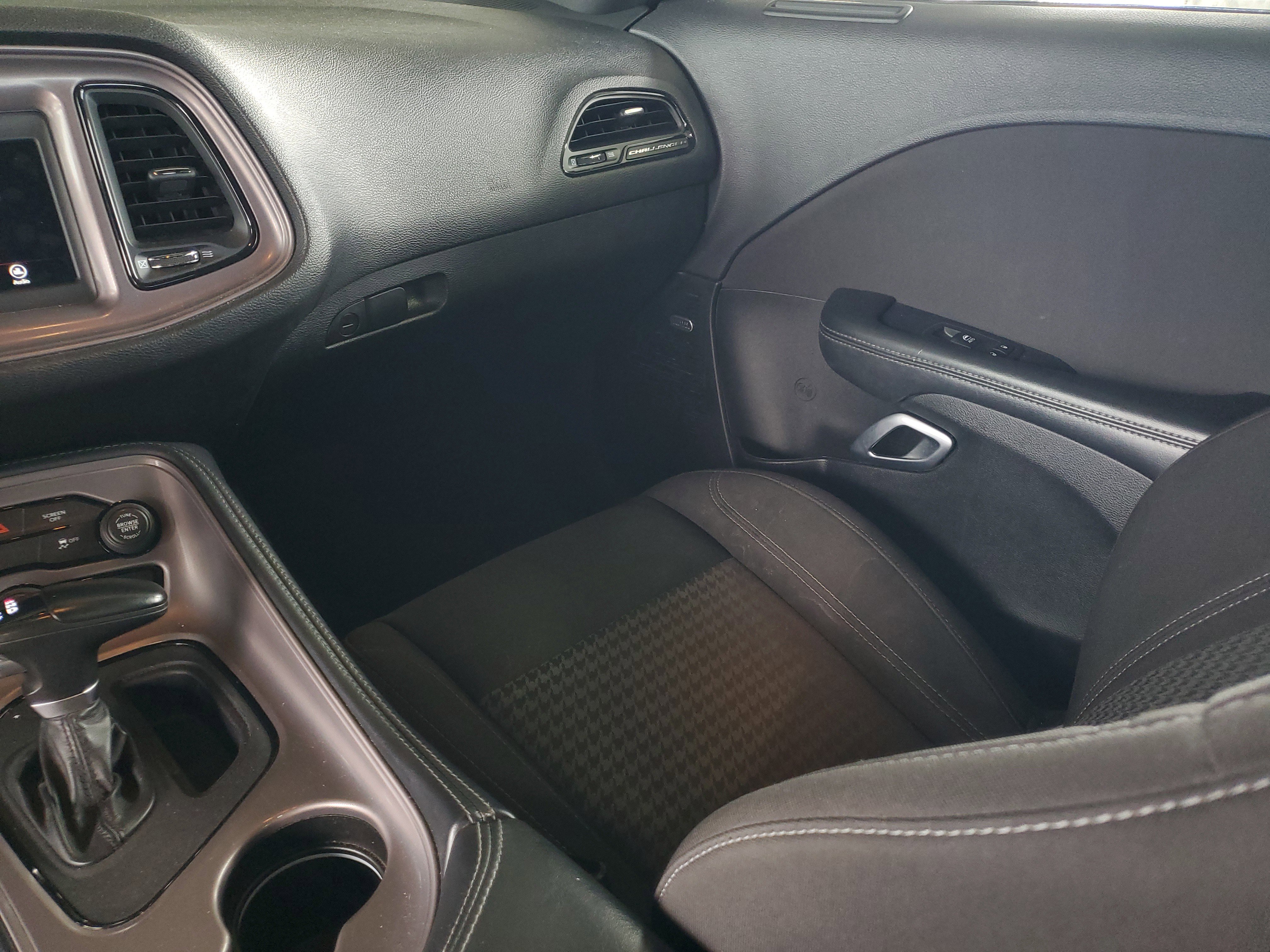 Certified 2023 Dodge Challenger SXT image 10