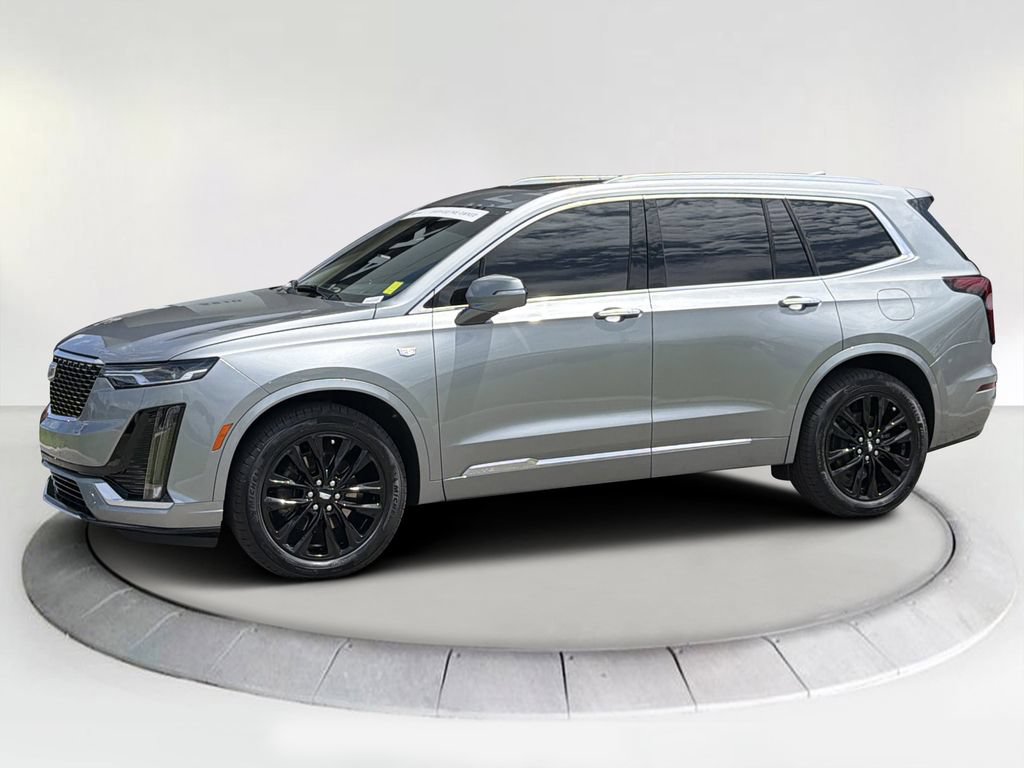 Certified 2025 Cadillac XT6 Luxury FWD image 1