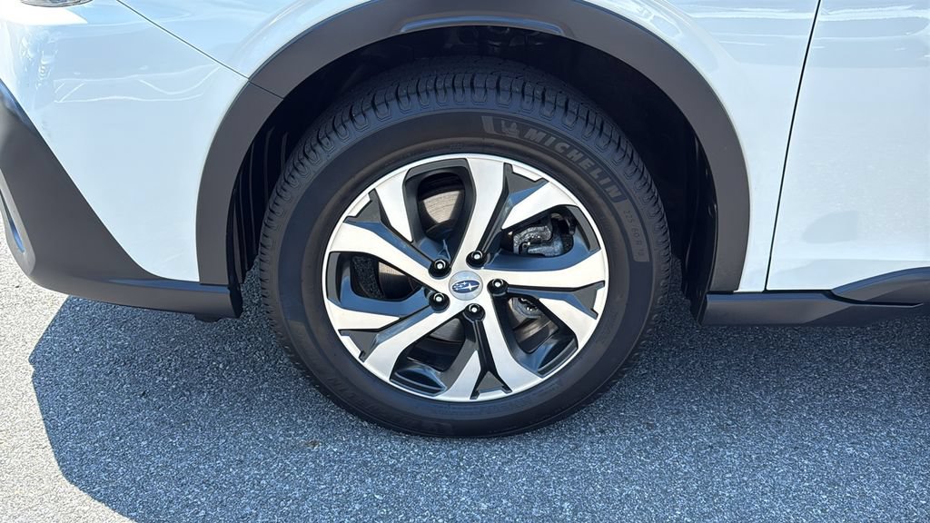 Certified 2021 Subaru Outback Touring XT AWD/4WD image 10