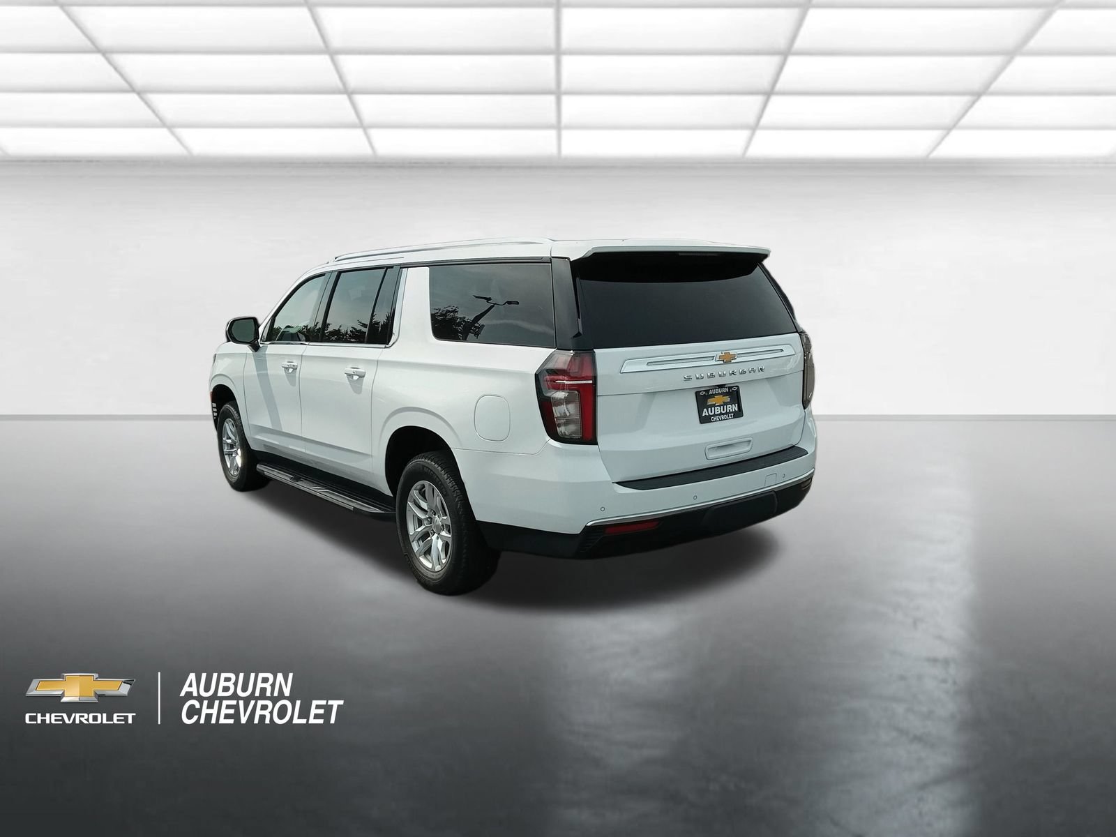 Certified 2022 Chevrolet Suburban LS AWD/4WD image 5
