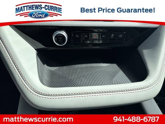New 2026 Ford Explorer Active w/ Active Comfort Package RWD image 21
