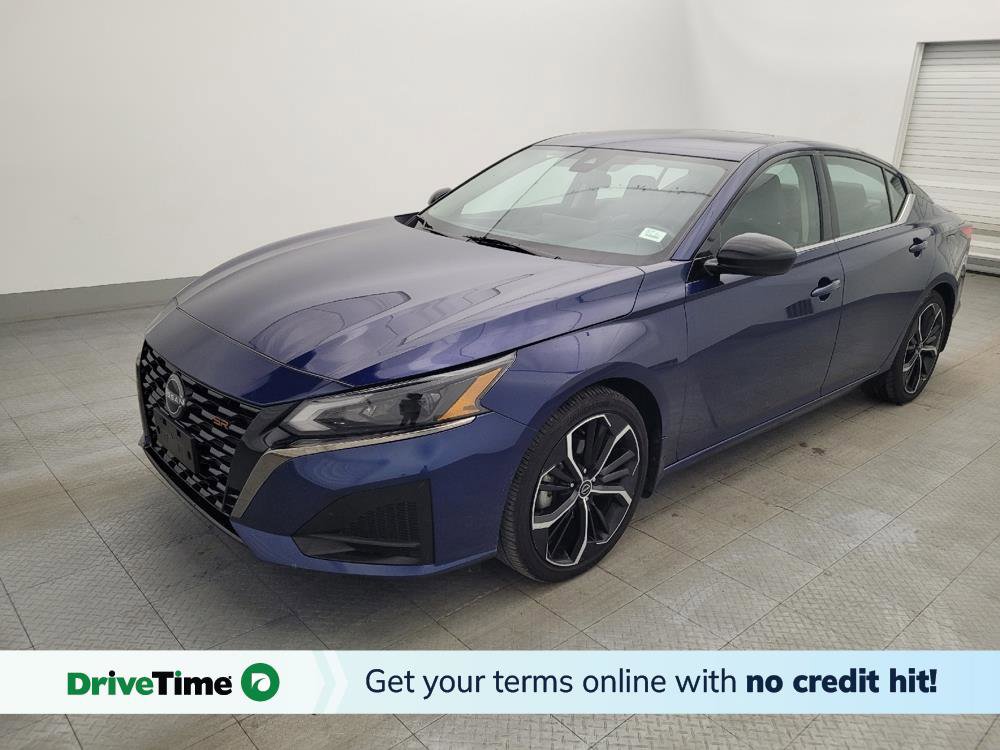 Used 2024 Nissan Altima 2.5 SR w/ SR Premium Package image 1