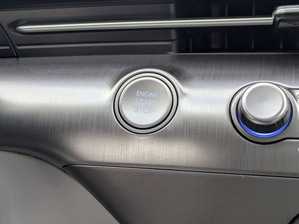 New 2026 Hyundai Kona SE image 33