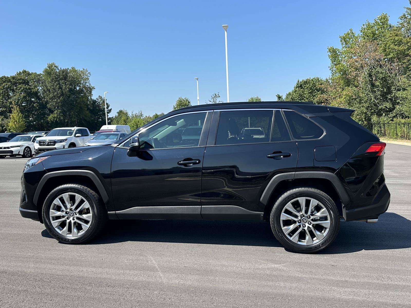 Used 2023 Toyota RAV4 XLE Premium FWD image 24