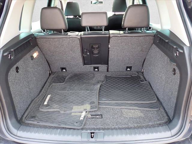 Used 2017 Volkswagen Tiguan Sport FWD image 7