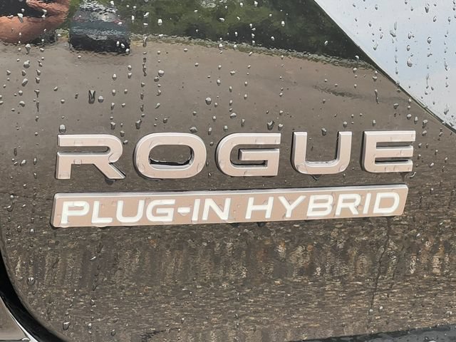 New 2026 Nissan Rogue Platinum AWD/4WD image 2