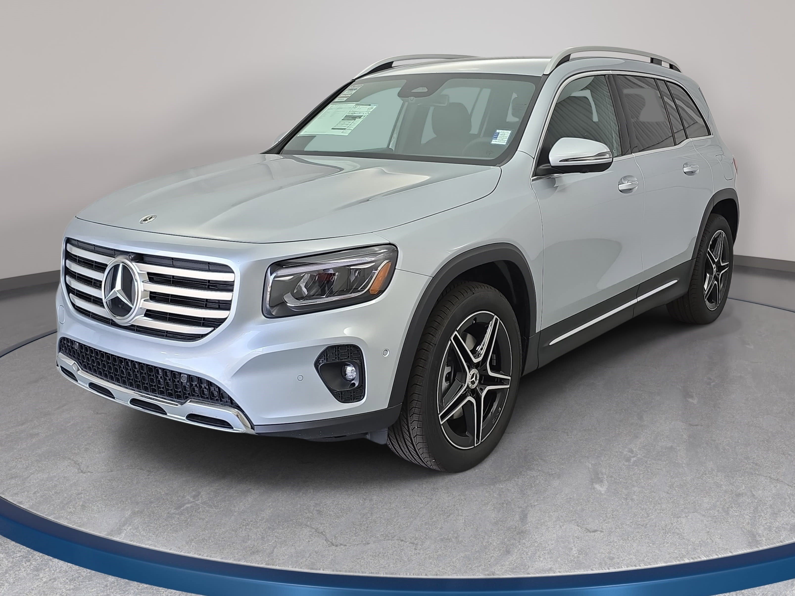 New 2026 Mercedes-Benz GLB 250 4MATIC image 1
