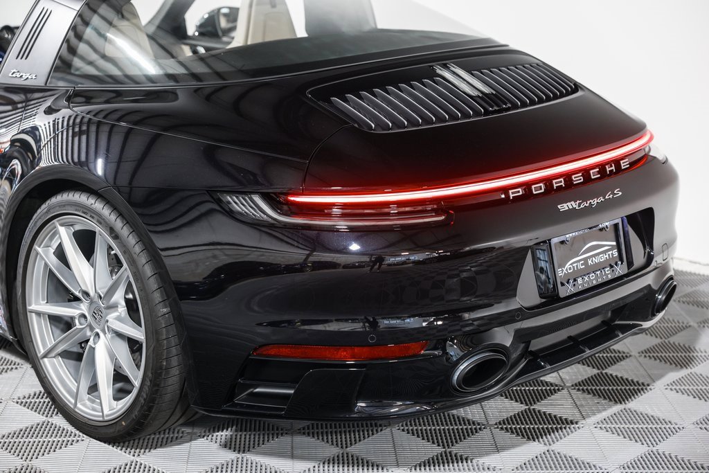 Used 2021 Porsche 911 Targa 4S image 16