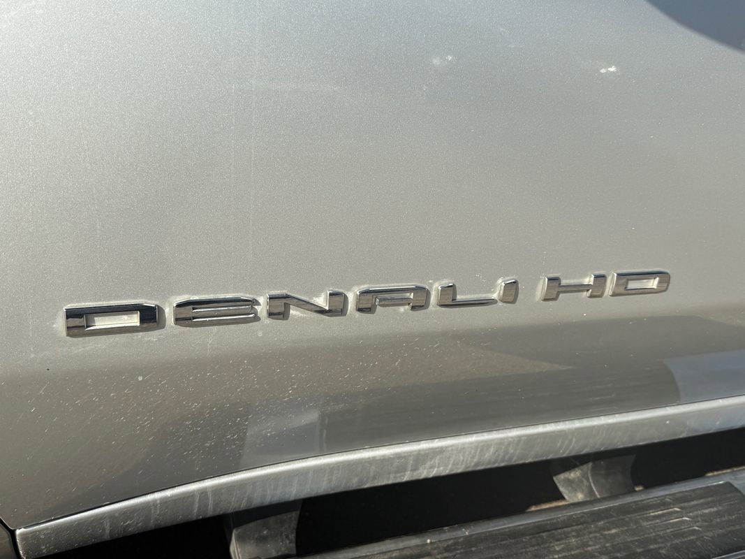 Used 2020 GMC Sierra 2500 Denali w/ Denali Ultimate Package image 13