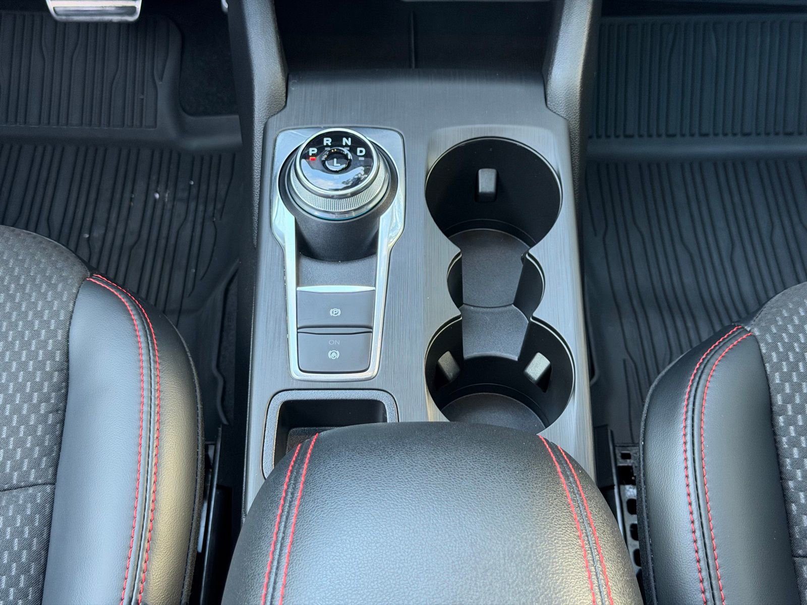 Used 2023 Ford Escape ST-Line w/ Tech Pack #1 image 17