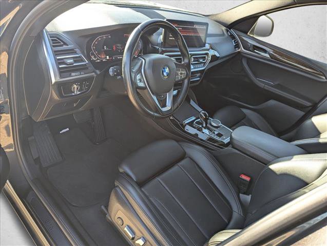 Used 2023 BMW X4 xDrive30i w/ Parking Assistance Package AWD/4WD image 9