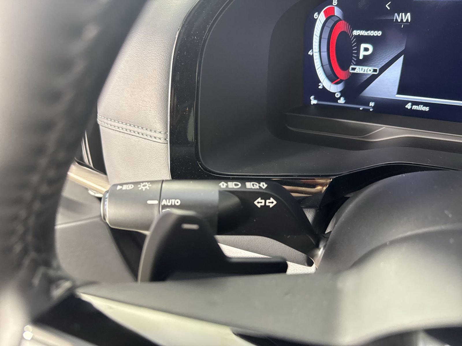 New 2025 Nissan Pathfinder Platinum image 15