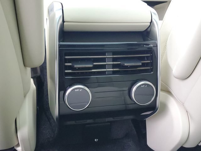 Certified 2026 Land Rover Range Rover SE AWD/4WD image 14