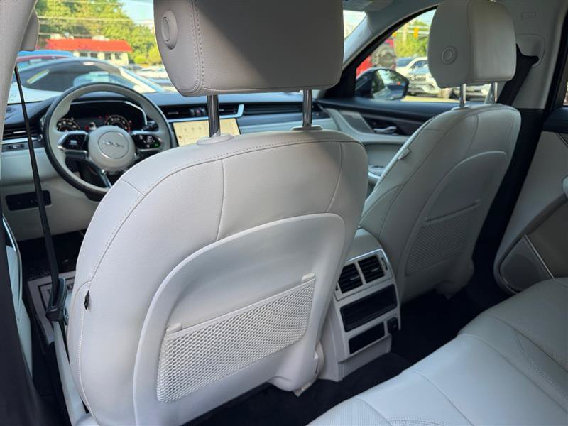 Used 2023 Jaguar F-PACE S AWD/4WD image 39
