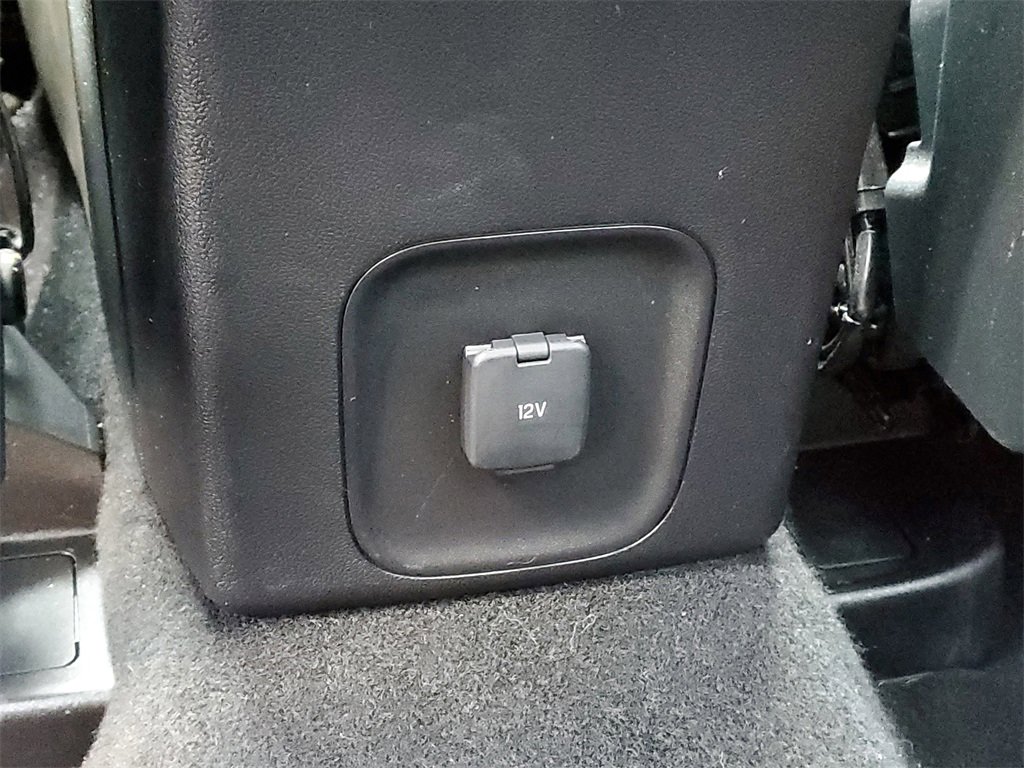 Used 2020 Ford Escape SE Sport image 15