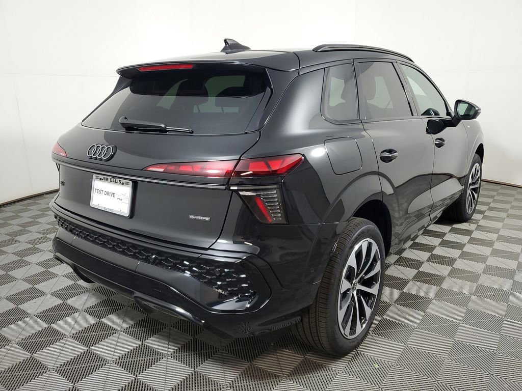 New 2026 Audi Q3 quattro 2.0T AWD/4WD image 6