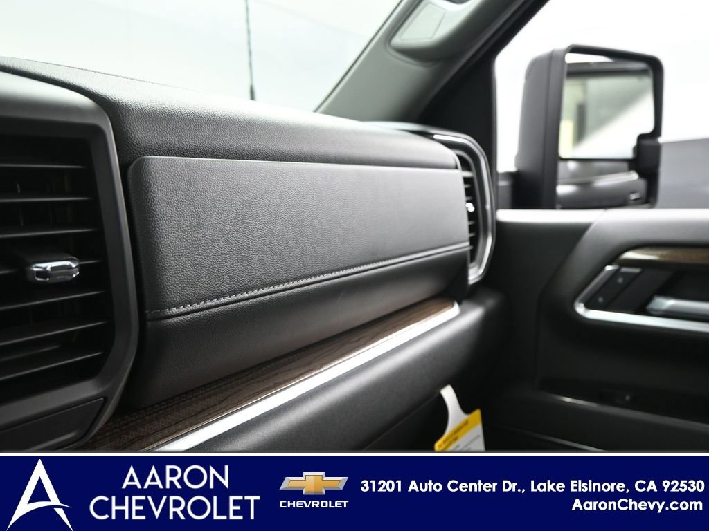 New 2026 Chevrolet Silverado 2500 LT w/ All Star Edition AWD/4WD image 12